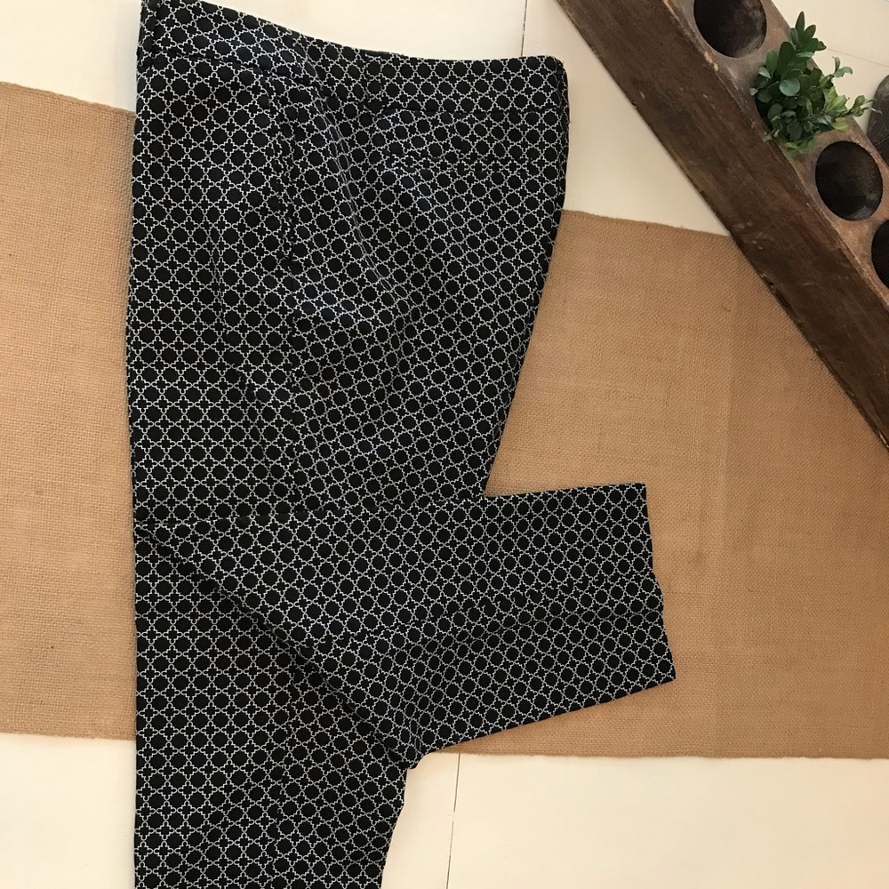 Black/White Print Cropped Pants